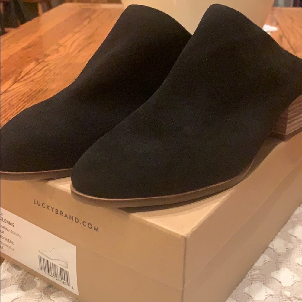 Lucky Brand Black Mules shoes  NEW 9M Glennie